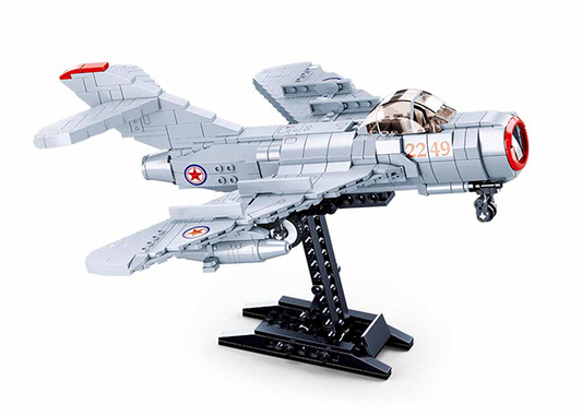 B0983 MB MIG-15 FIGHTER 583 PCS AGES 8+ C12